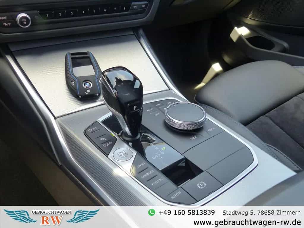 BMW 320 i xDrive M Sport STANDHZ+DISPLAY KEY+LED+19" 08/2020-photo-15
