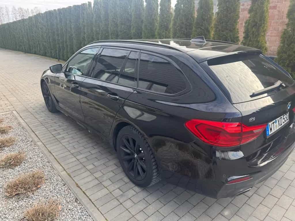 BMW 530 d Touring A - 06/2019-photo-1