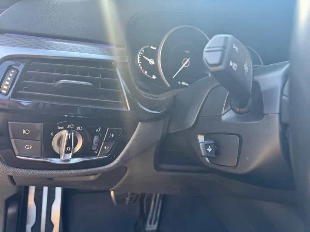 BMW 530 d Touring A - 06/2019-photo-12