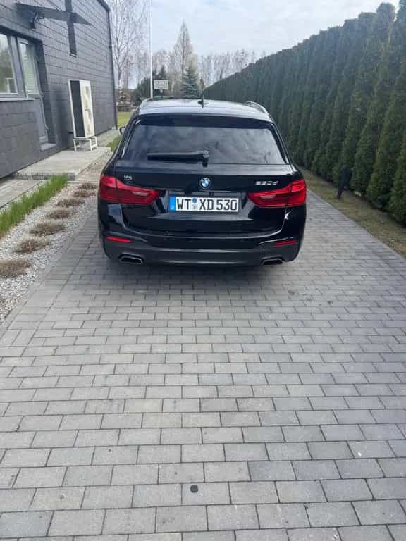 BMW 530 d Touring A - 06/2019-photo-3