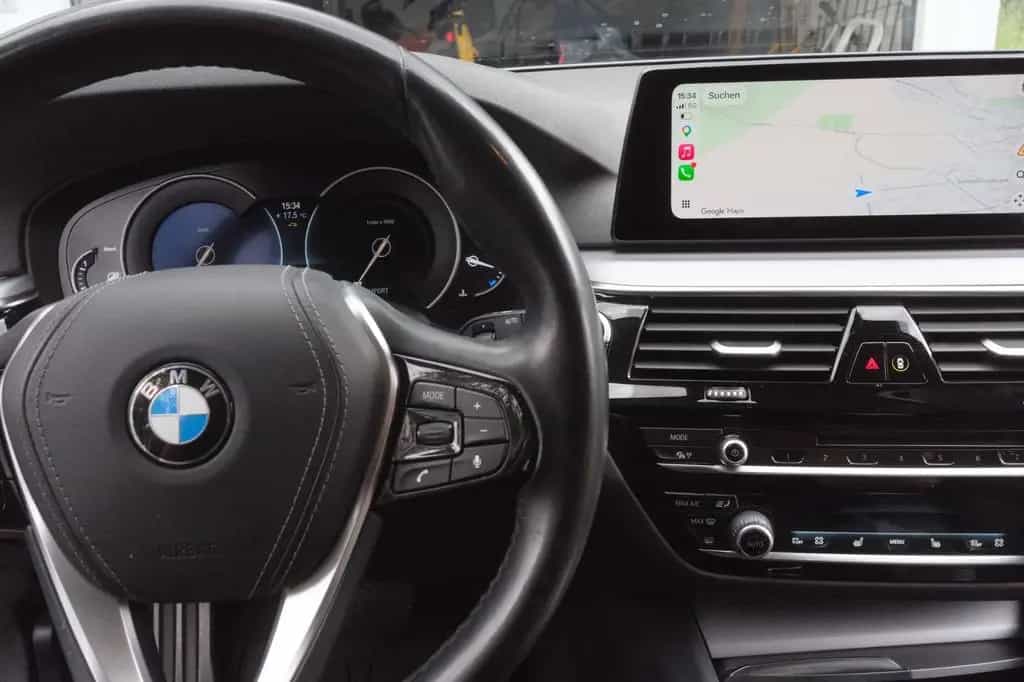 BMW 525 d Touring | HUD | Driving Ass. Plus | AHK 02/2019-photo-6