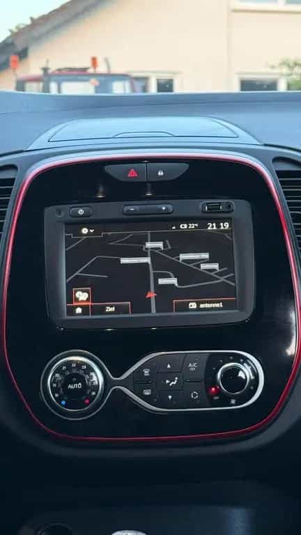 Renault Captur TCe 130 GPF Collection*NEU*TÜV* kamera* 10/2019-photo-31