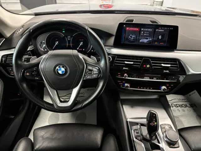 BMW 530 d Luxury Full Optional 01/2019-photo-10