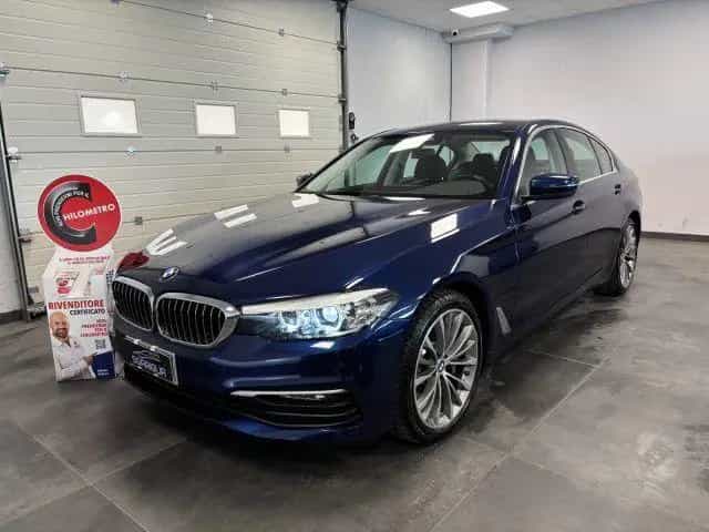 BMW 530 d Luxury Full Optional 01/2019-photo-2