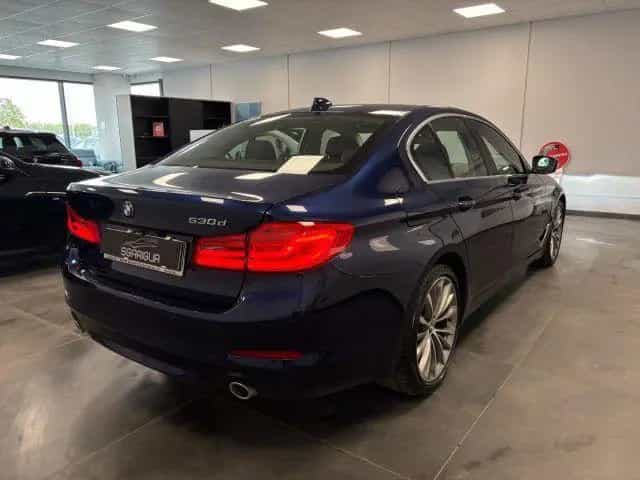 BMW 530 d Luxury Full Optional 01/2019-photo-5