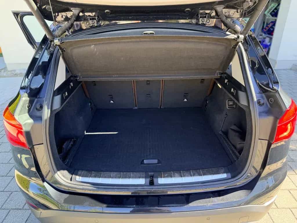 BMW X1 sDrive18d Sport Line Kamera AHK TÜVneu 6dtemp 04/2019-photo-10