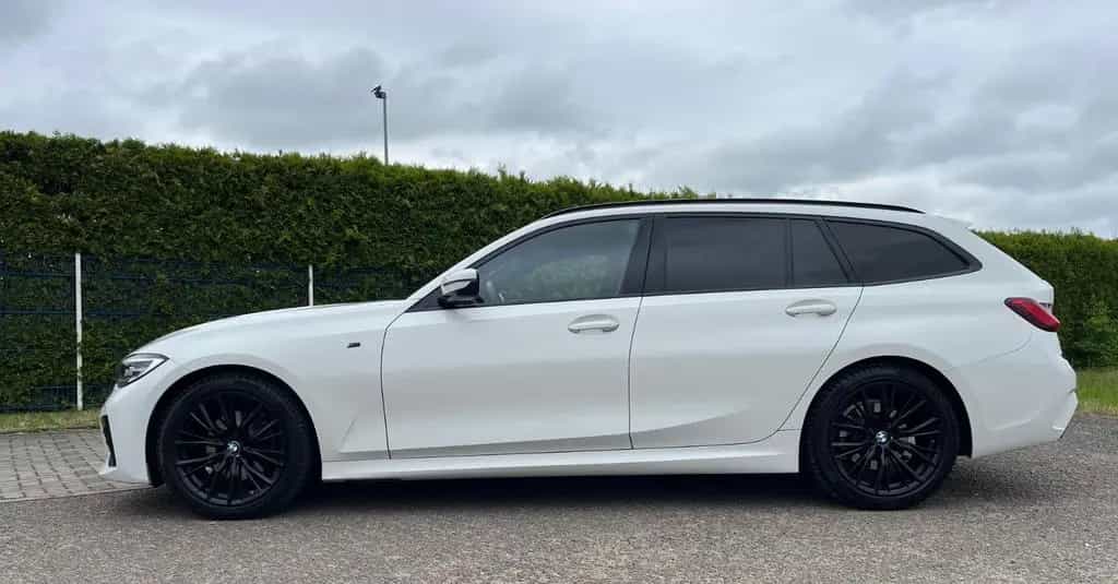 BMW 320 d Touring M Sport Aut. Garantie 05/28 BPS 06/2020-photo-2