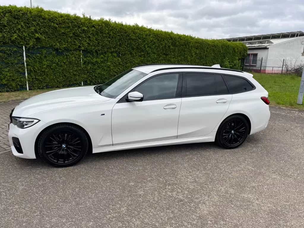 BMW 320 d Touring M Sport Aut. Garantie 05/28 BPS 06/2020-photo-4
