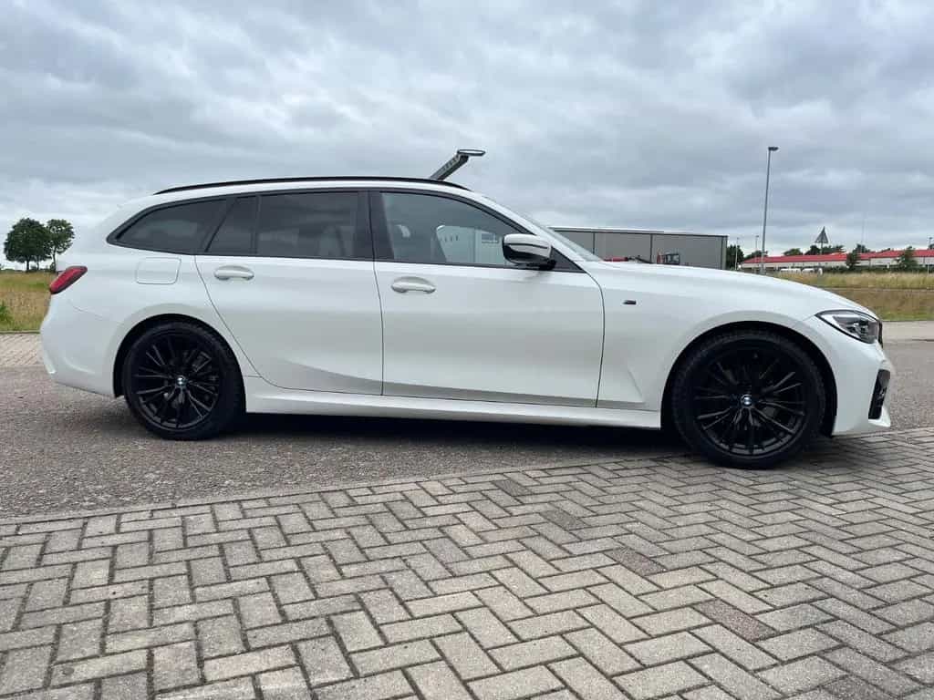 BMW 320 d Touring M Sport Aut. Garantie 05/28 BPS 06/2020-photo-9