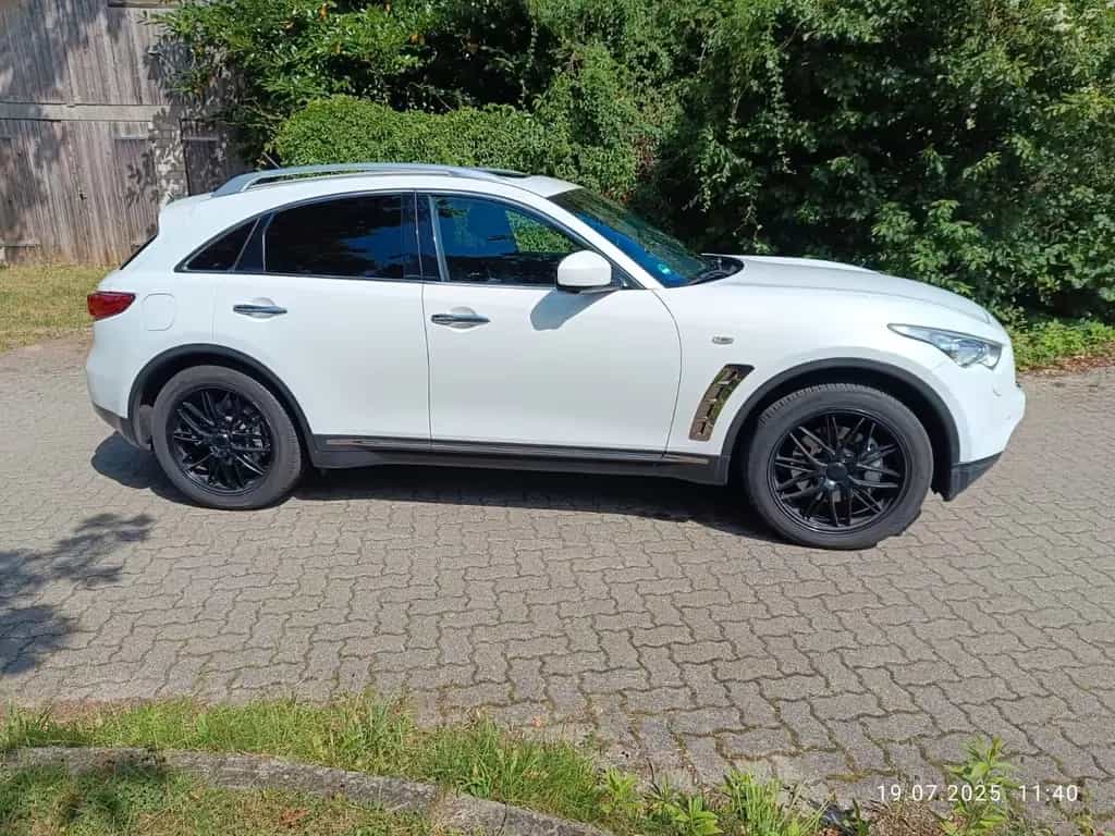 Infiniti FX 30d V6 AWD S Premium S Premium 07/2011-photo-4
