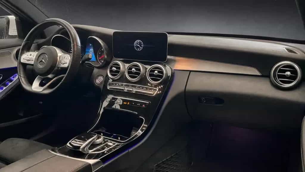 Mercedes-Benz C 300 d 9G*4MATIC*3x AMG SPORT*PANO*MBUX*LED*KAM 05/2019-photo-5