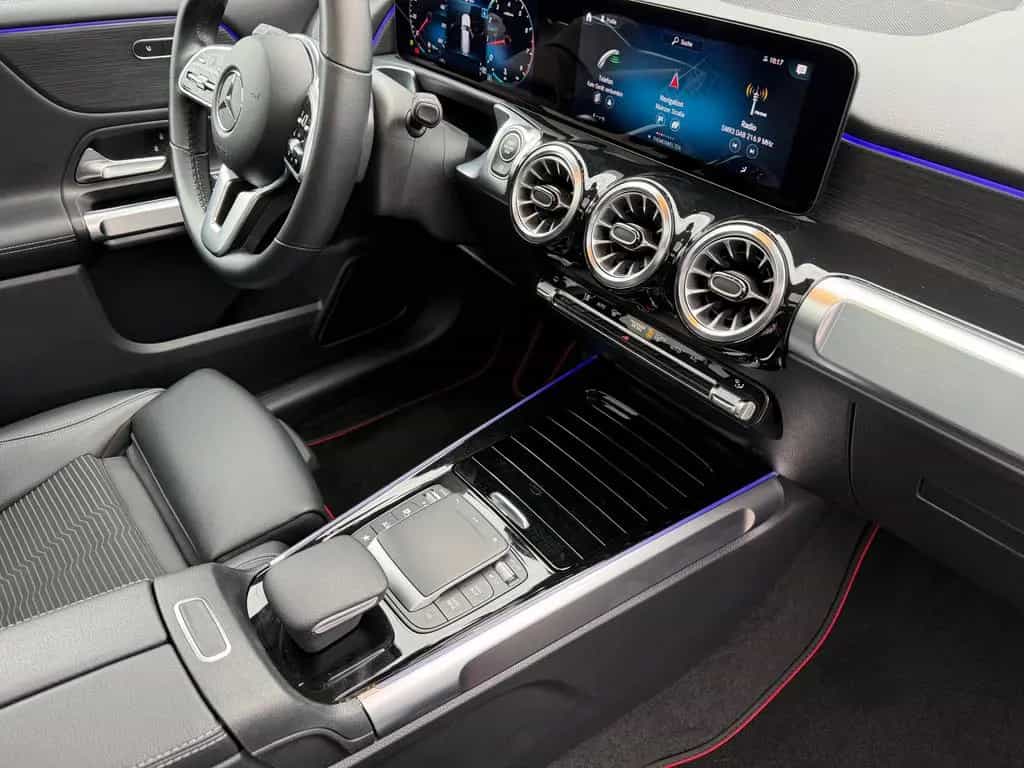 Mercedes-Benz GLB 200 +360°Kamera+PANORAMADACH+LED+NIGHT P 04/2022-photo-25