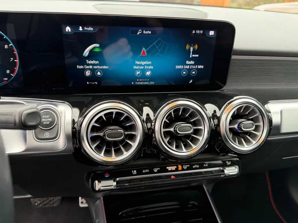 Mercedes-Benz GLB 200 +360°Kamera+PANORAMADACH+LED+NIGHT P 04/2022-photo-9