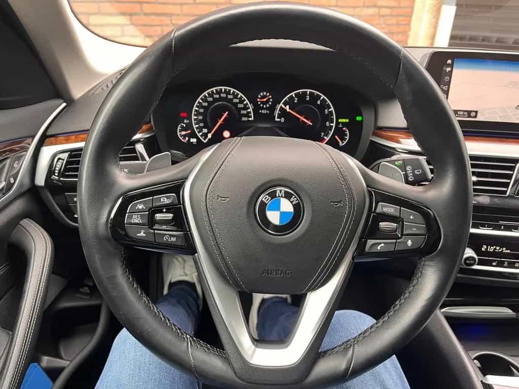 BMW 520 i Sport Line - 11/2018-photo-7