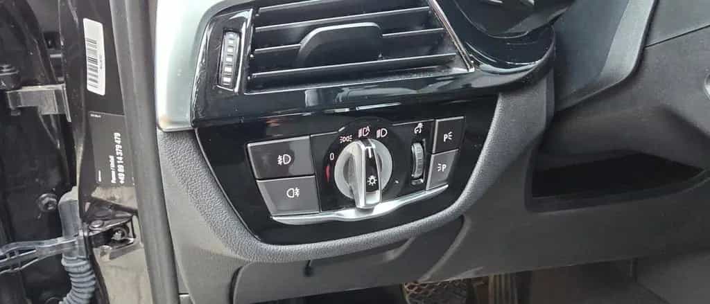 BMW 520 d Touring A - 09/2017-photo-5
