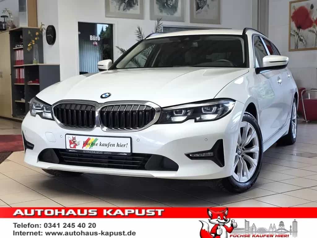 BMW 320 d xDrive Touring/LED/Navi Prof/Ahk 04/2022-photo-0