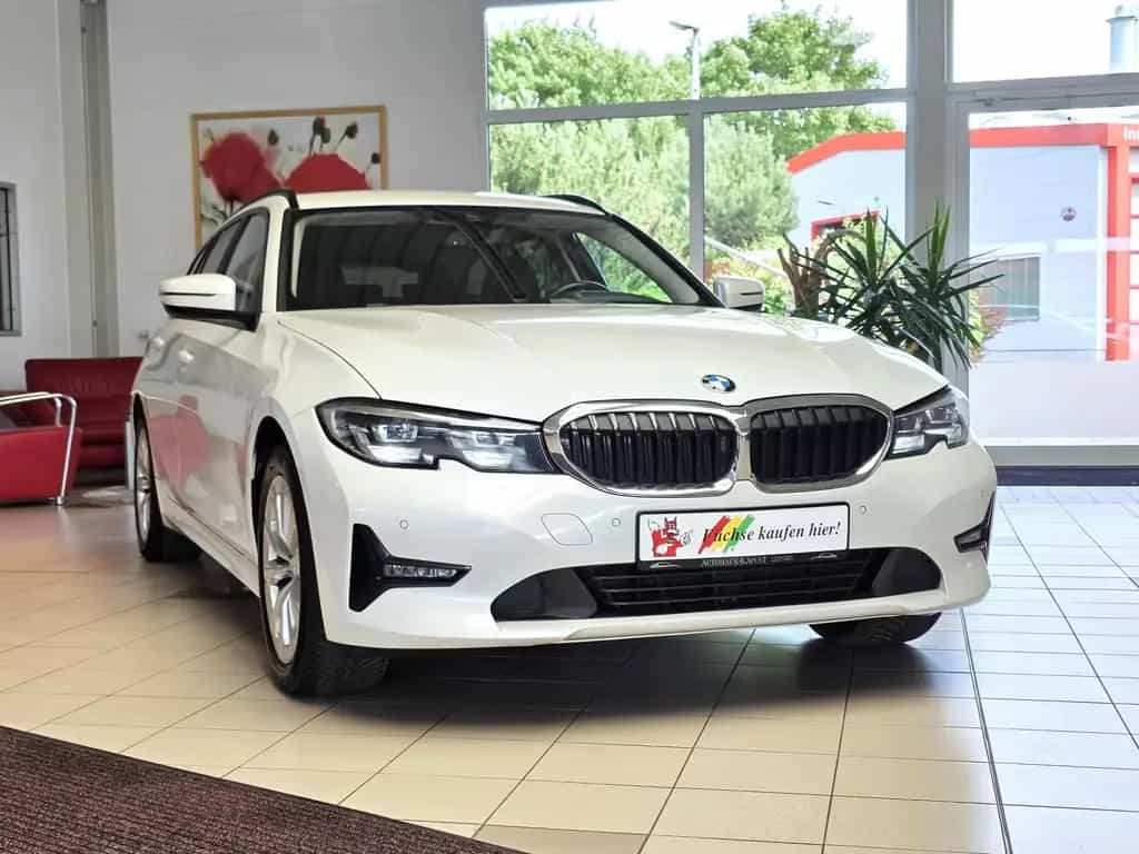 BMW 320 d xDrive Touring/LED/Navi Prof/Ahk 04/2022-photo-12
