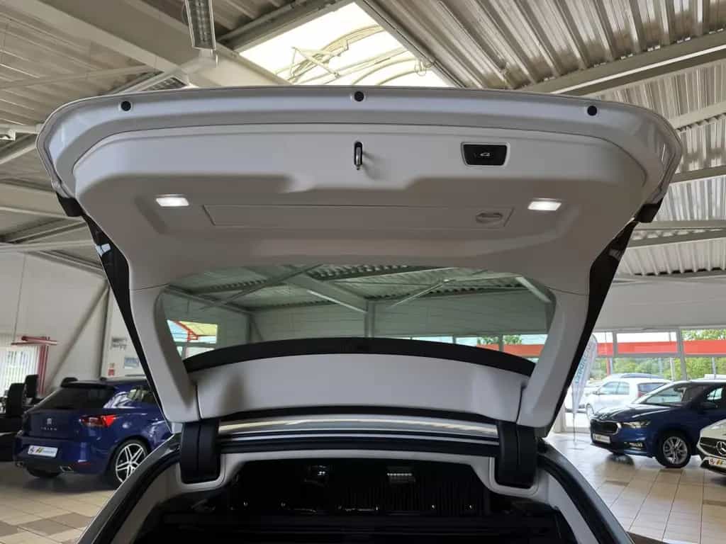 BMW 320 d xDrive Touring/LED/Navi Prof/Ahk 04/2022-photo-7