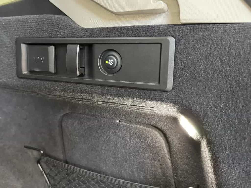 BMW 320 d xDrive Touring/LED/Navi Prof/Ahk 04/2022-photo-9