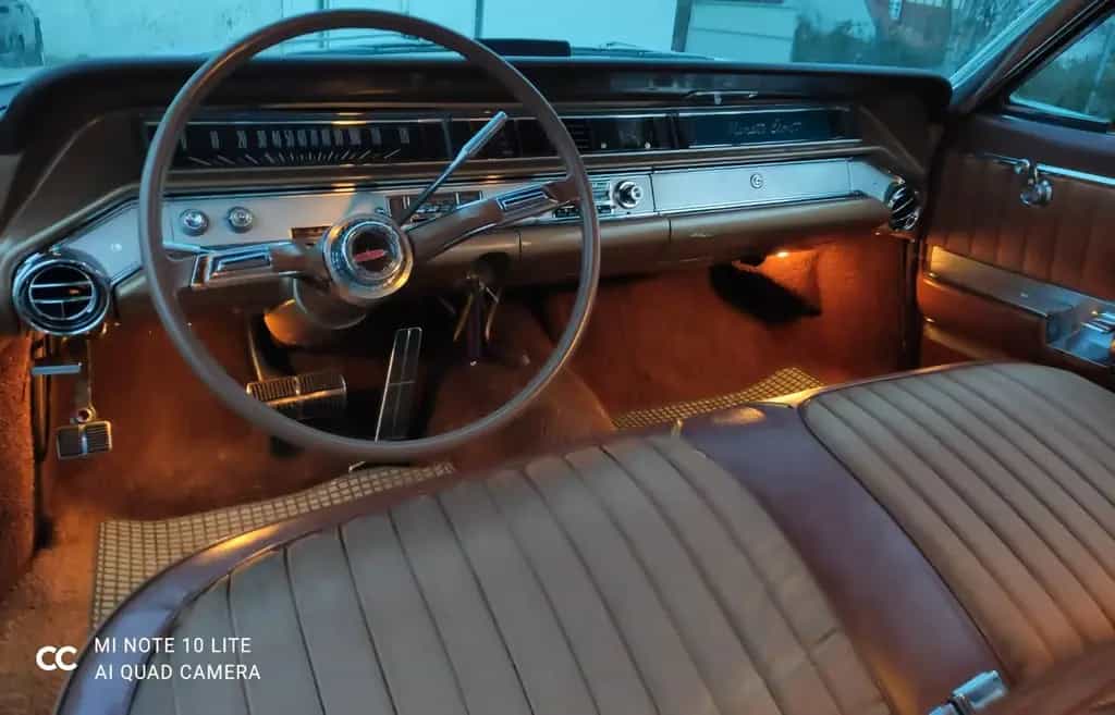 Oldsmobile Other Ninety Eight / V8 Holiday Sedan 98 07/1964-photo-2