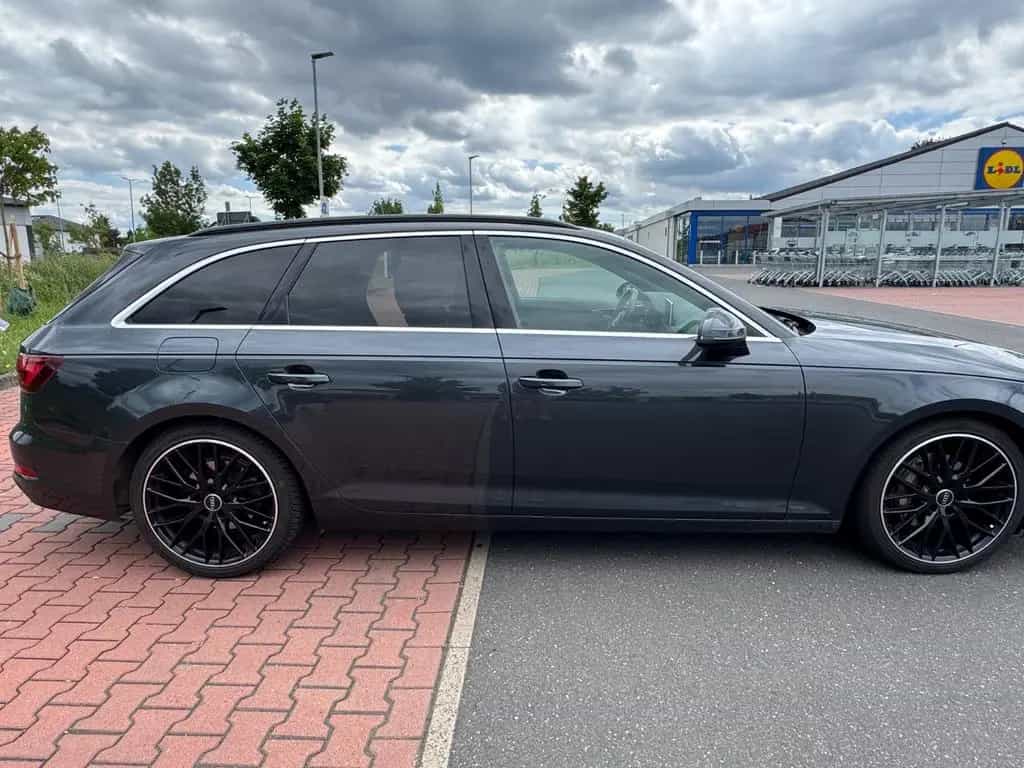 Audi A4 S tronic sport/Virtual/Alcantara 01/2019-photo-12