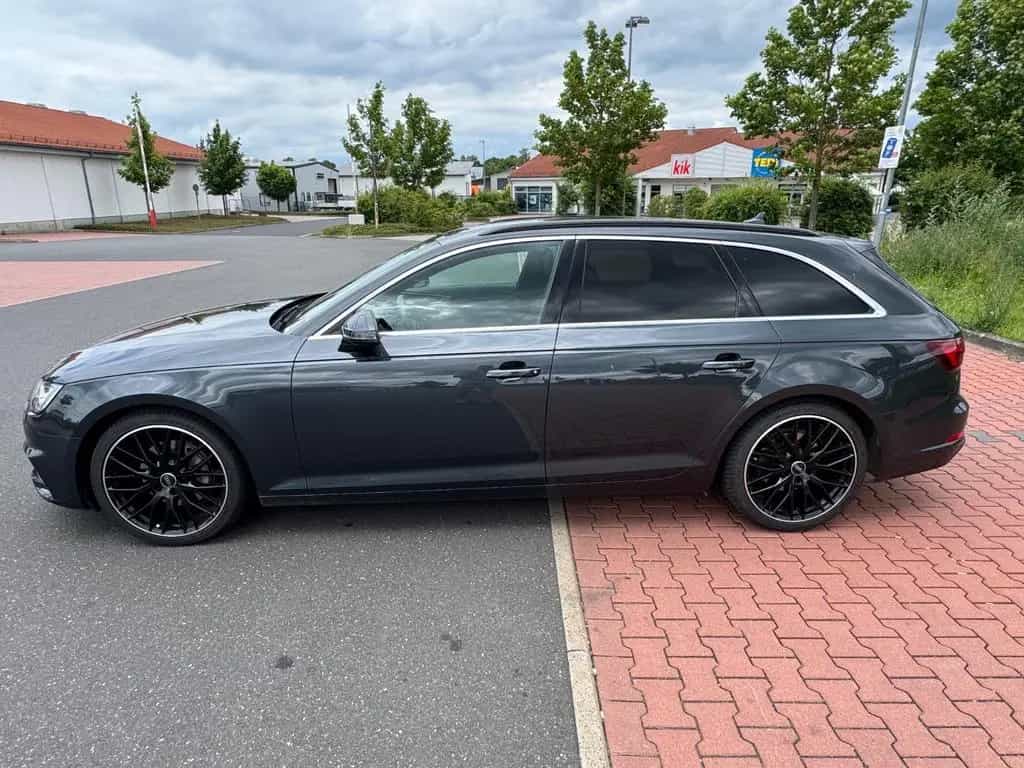 Audi A4 S tronic sport/Virtual/Alcantara 01/2019-photo-13