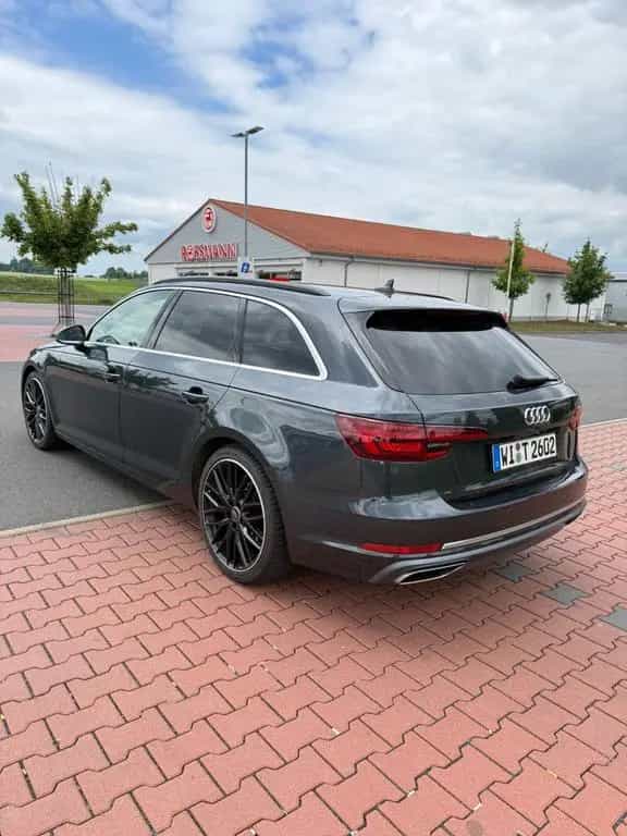 Audi A4 S tronic sport/Virtual/Alcantara 01/2019-photo-3