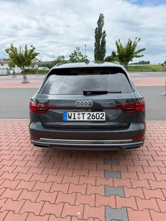 Audi A4 S tronic sport/Virtual/Alcantara 01/2019-photo-4