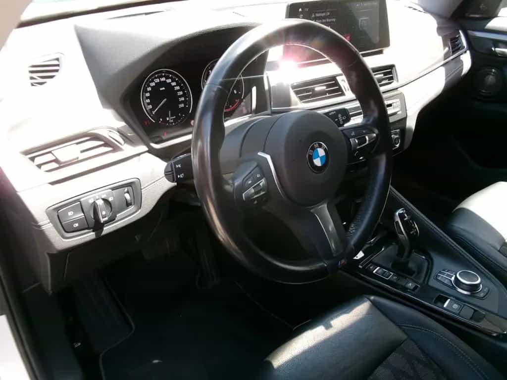 BMW X1 xDrive 20 d xLine/T-Leder/Navi/LED 08/2019-photo-8