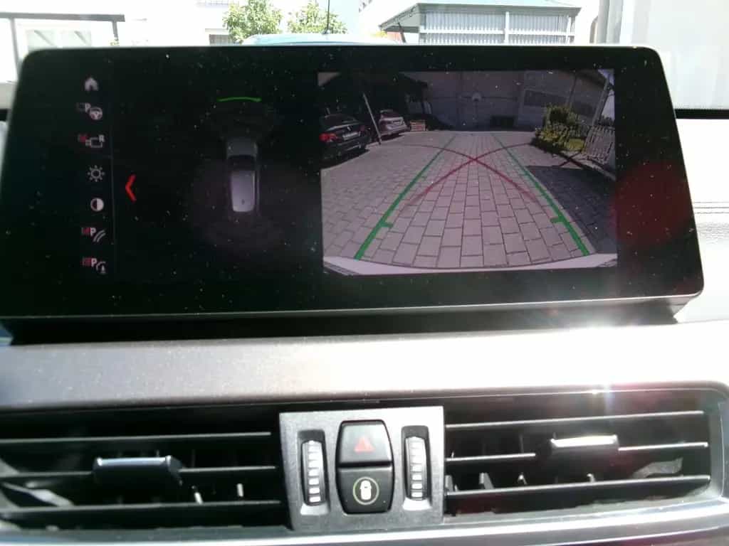 BMW X1 xDrive 20 d xLine/T-Leder/Navi/LED 08/2019-photo-9