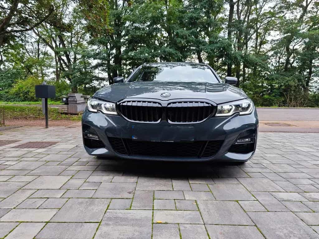 BMW 320 d xDrive Touring M Sport, AHK, H&K, PPF...etc 04/2020-photo-3