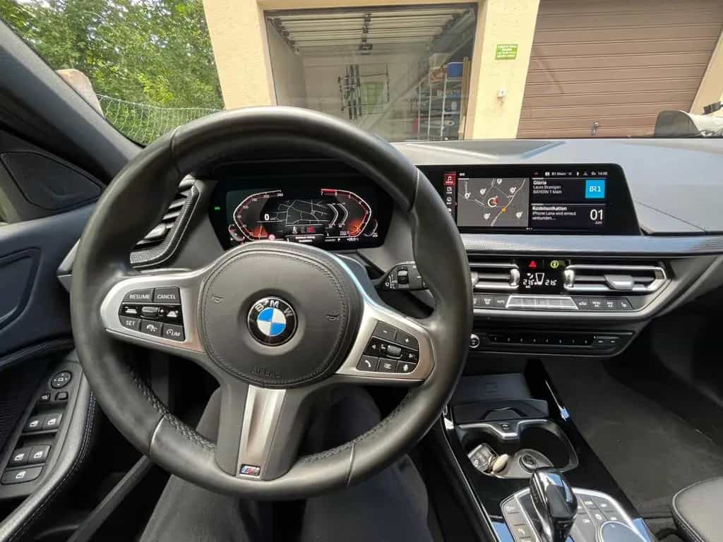 BMW 118 i M Sport M Sport 11/2020-photo-9