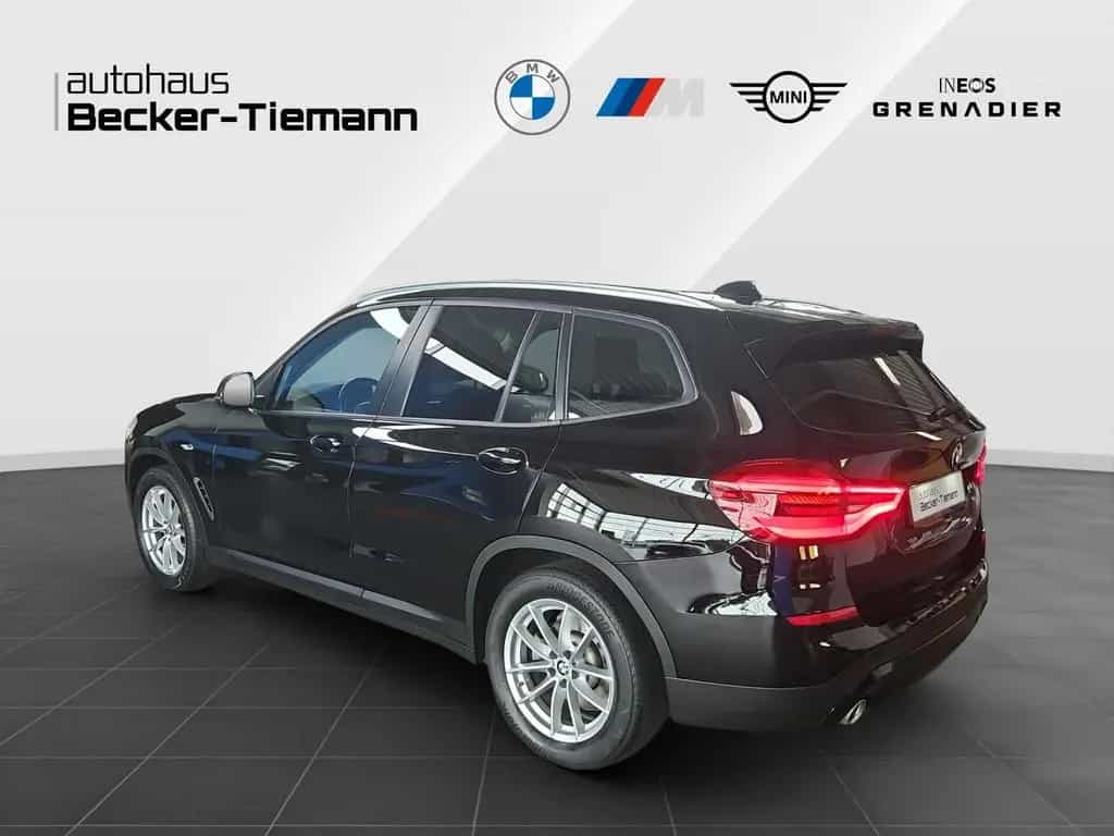 BMW X3 xDrive20d PDC | LED | Sportsitze | Navi uvm. 09/2018-photo-3