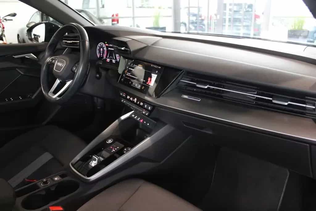 Audi A3 Limousine 35 TFSI advanced Matrix ACC App 10/2020-photo-13