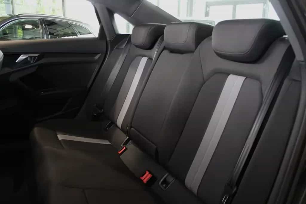 Audi A3 Limousine 35 TFSI advanced Matrix ACC App 10/2020-photo-8