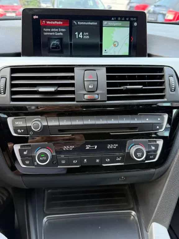 BMW 320 d Touring Automatik LED Navi Tempomat 06/2019-photo-10