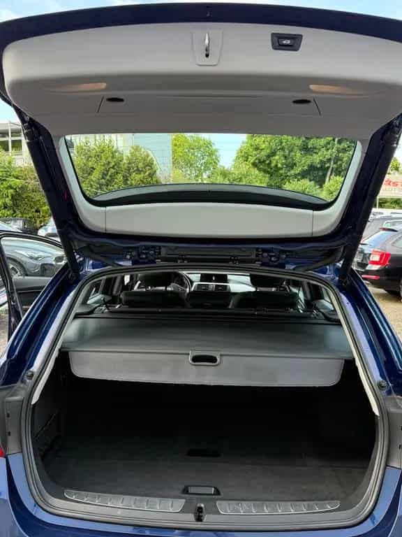 BMW 320 d Touring Automatik LED Navi Tempomat 06/2019-photo-8