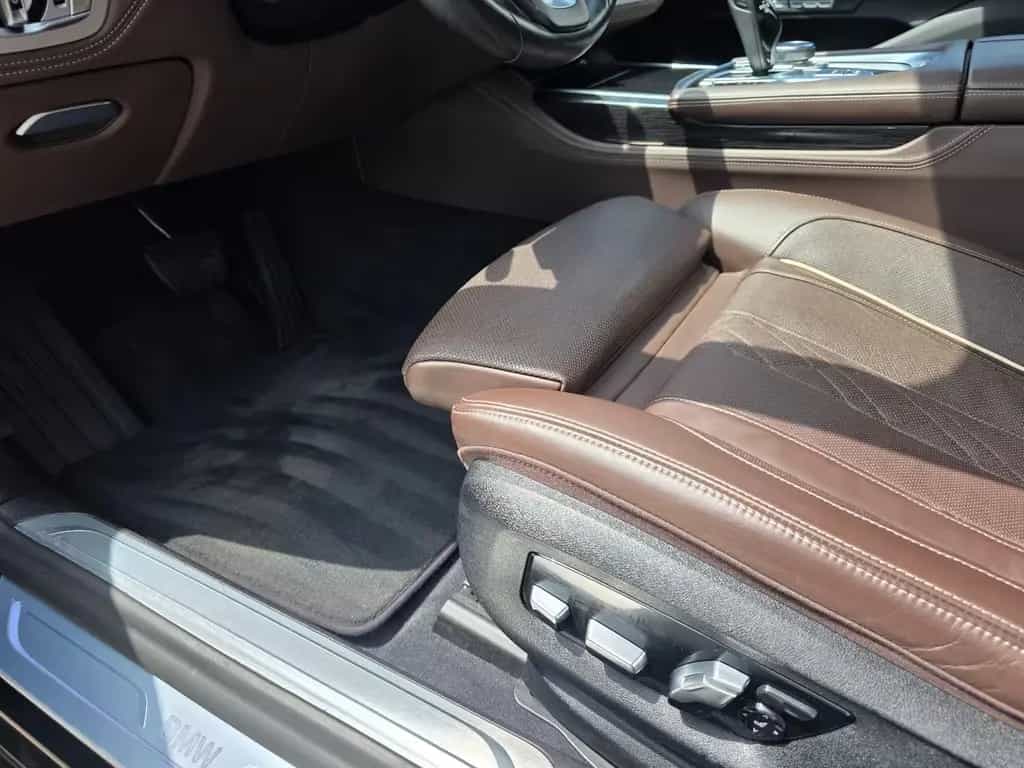 BMW 740 i 01/2018-photo-10