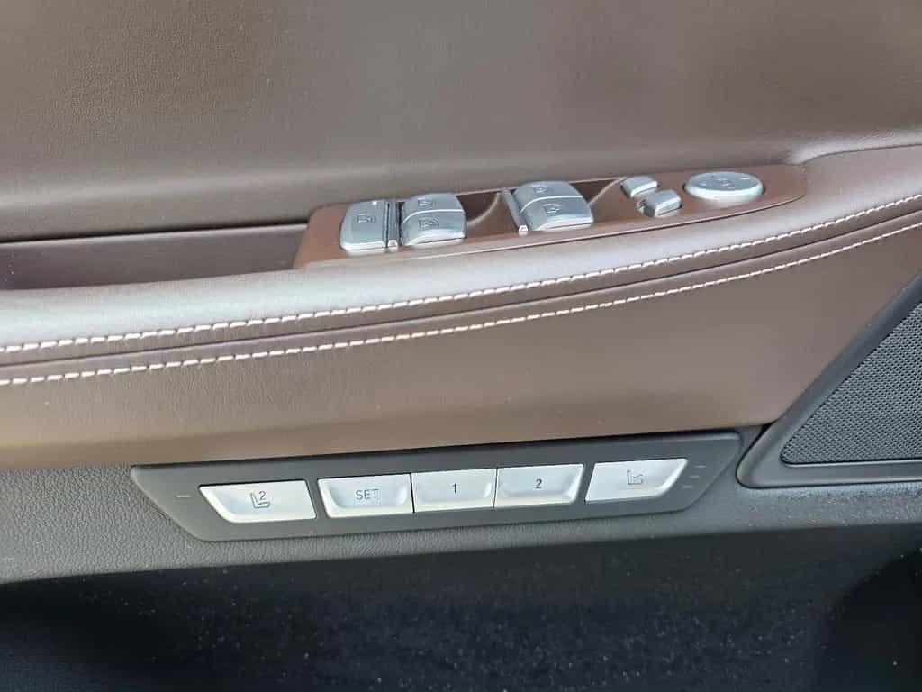 BMW 740 i 01/2018-photo-11