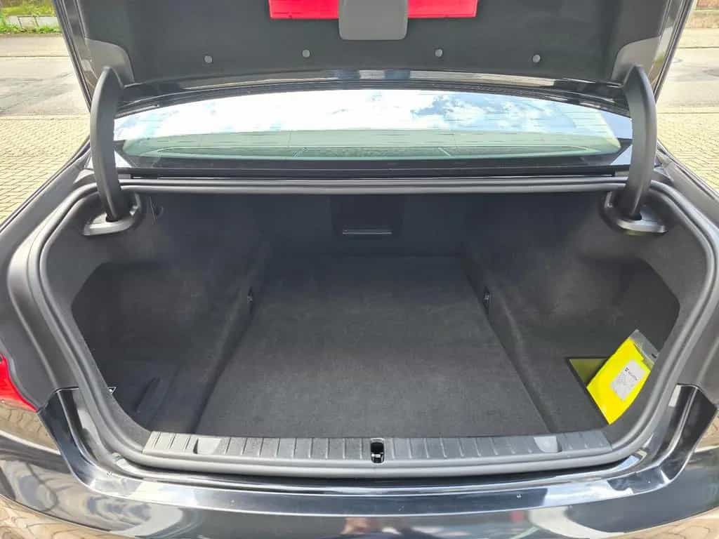 BMW 740 i 01/2018-photo-15