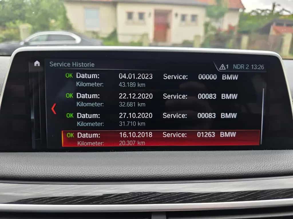 BMW 740 i 01/2018-photo-34