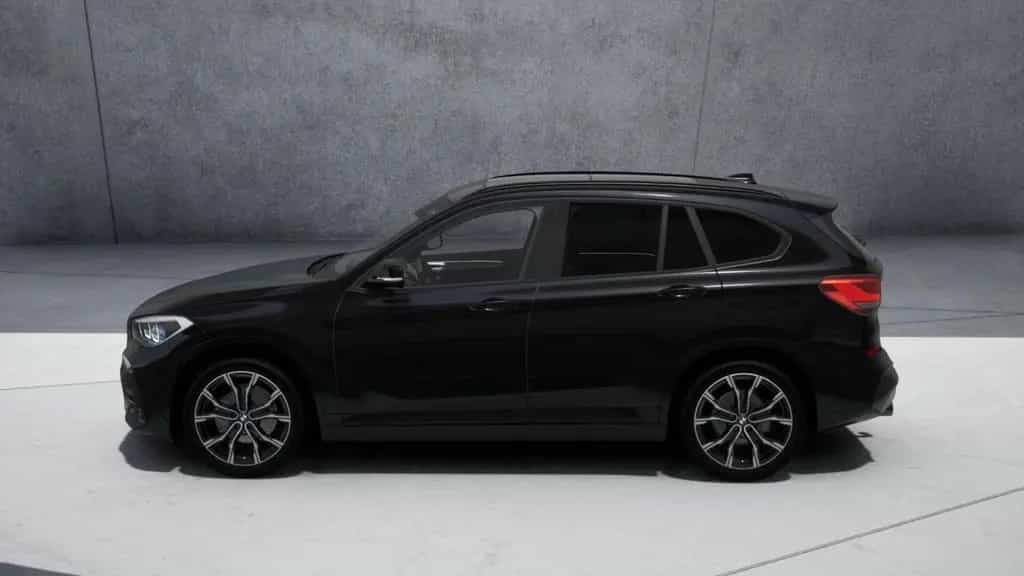 BMW X1 xDrive18d ///M-Sport LED PanoSD AHK Navi+ 12/2020-photo-3