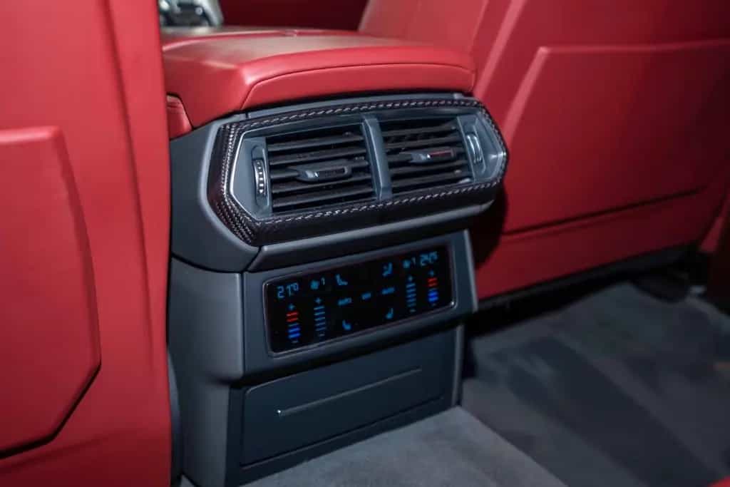 Lamborghini Urus B&0|MASSAGE|PANO 06/2020-photo-21