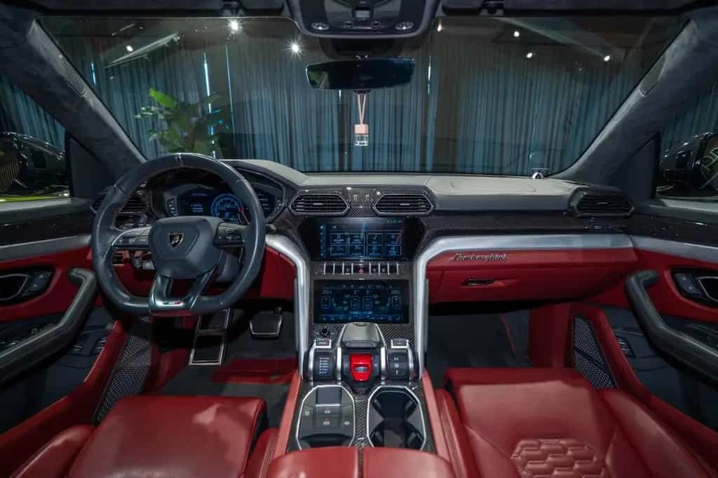 Lamborghini Urus B&0|MASSAGE|PANO 06/2020-photo-23
