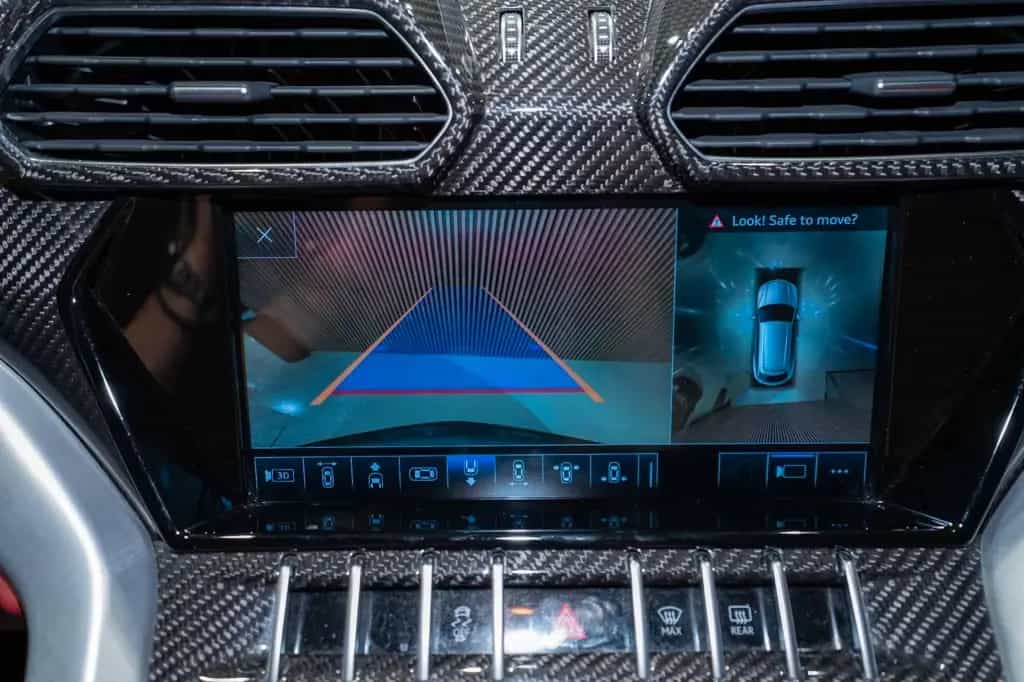 Lamborghini Urus B&0|MASSAGE|PANO 06/2020-photo-29