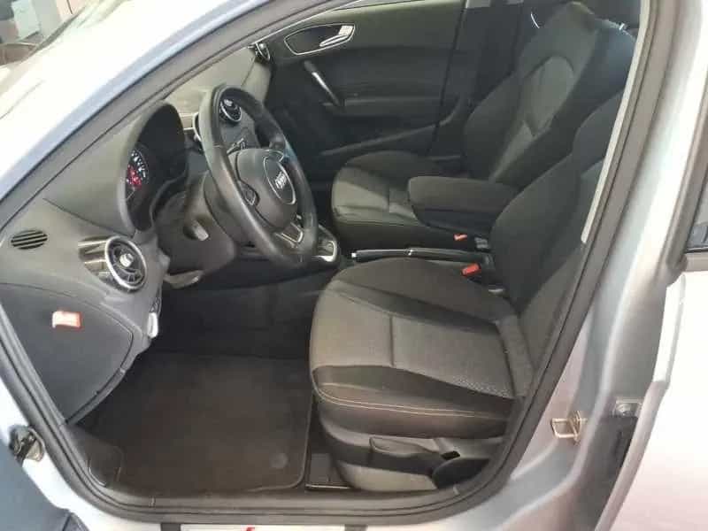 Audi A1 Sportback sport *PDC*SHZ*NAVI*XENON*16 LM* 04/2017-photo-4