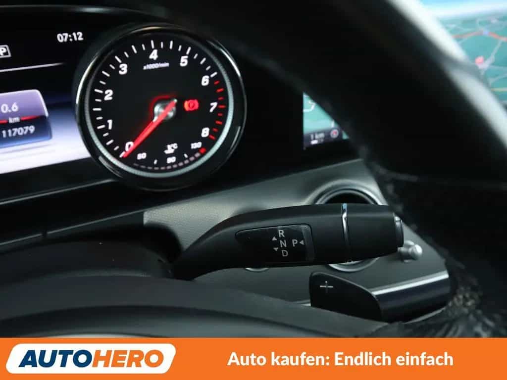 Mercedes-Benz E 250 E-Klasse E 250 T AMG Line Aut.*NAVI*LED*TEMPO* 05/2017-photo-30