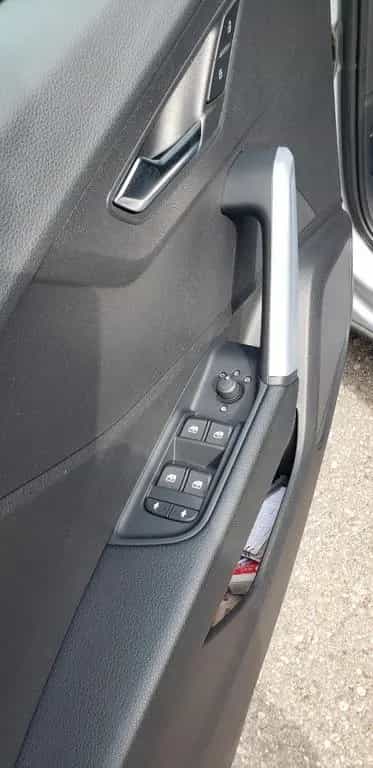 Audi Q2 40 TFSI S tronic quattro - 06/2019-photo-9