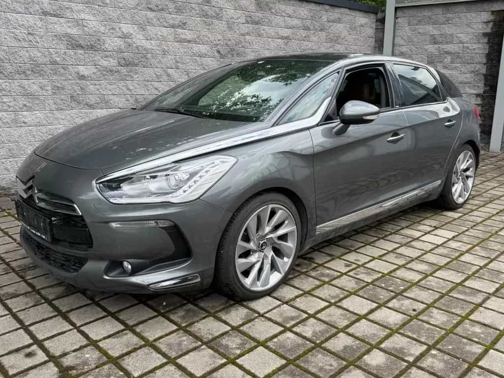 Citroën DS5 SportChic 07/2012-photo-0