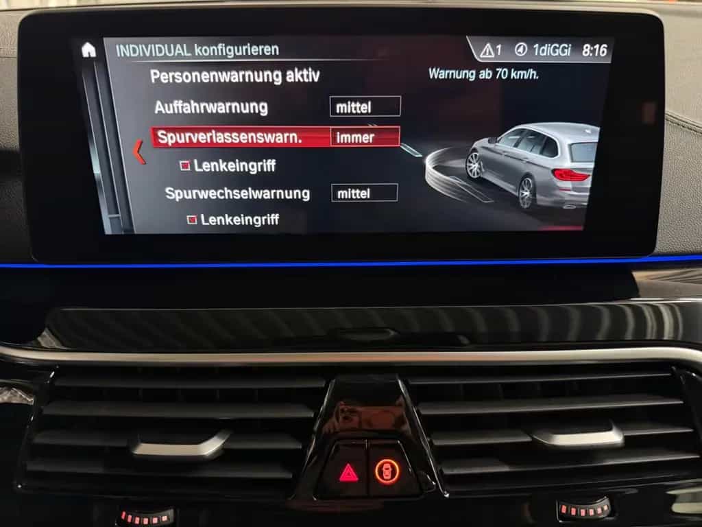 BMW 520 d Touring Luxury LED/HeadUP/ACC/PANO/R.Kamera 02/2018-photo-11
